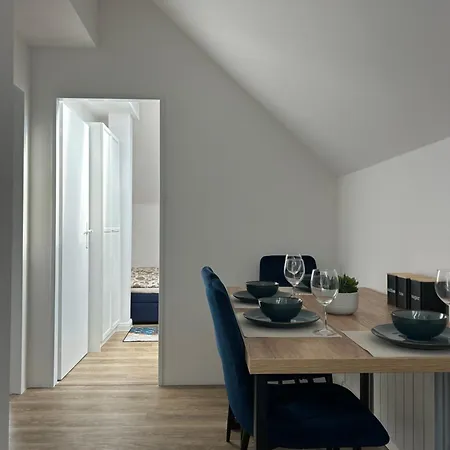 Petrska Design 2-bedroom Old Town 公寓 *